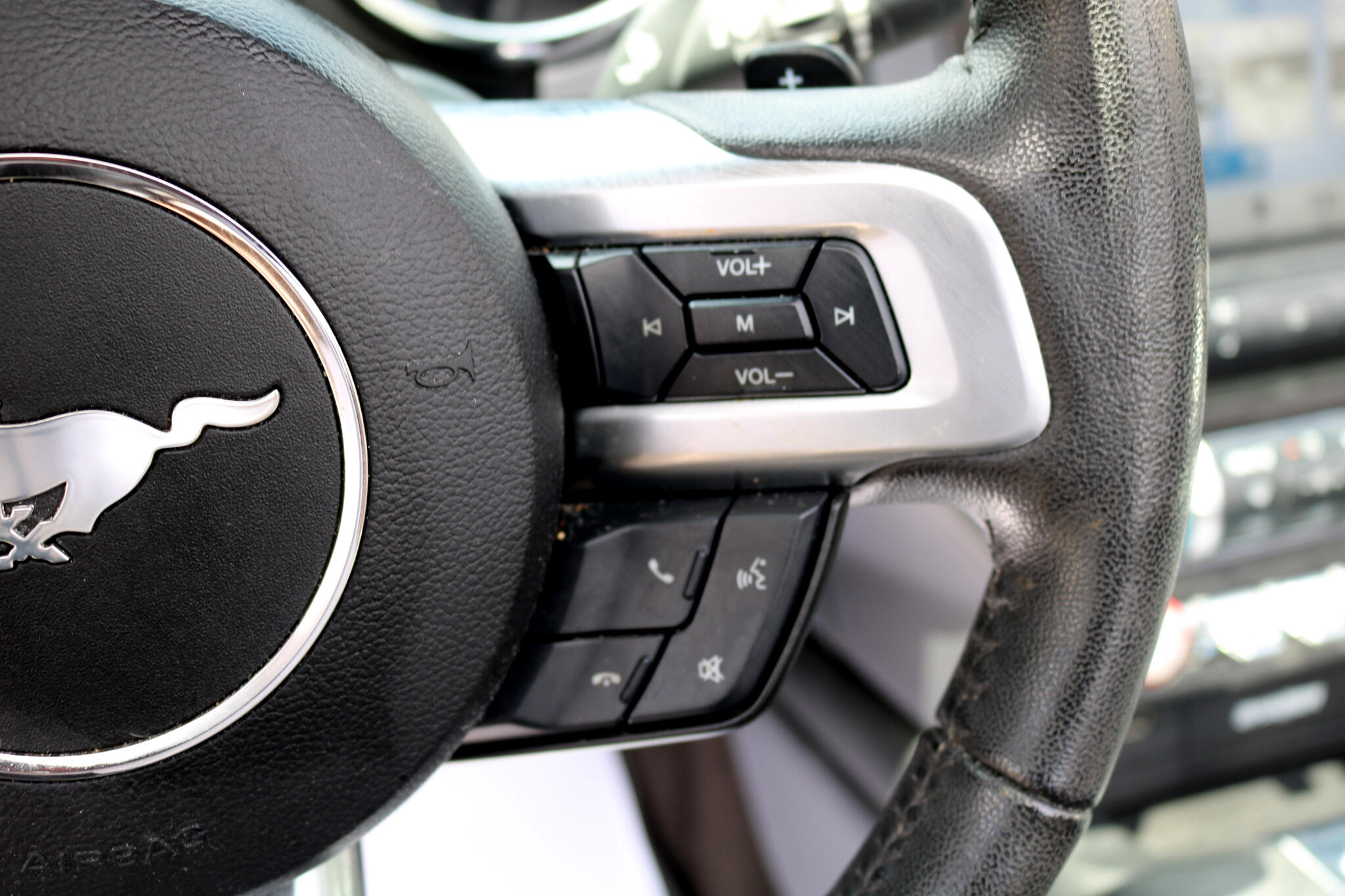 2017 Ford Mustang EcoBoost Premium Convertible photo 22