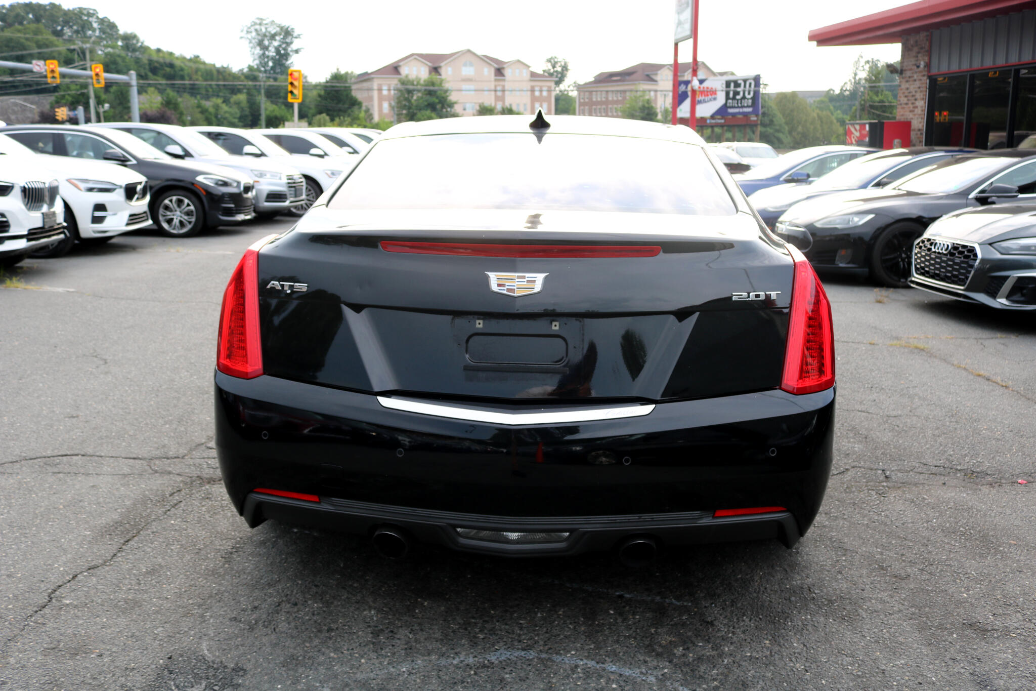2018 Cadillac ATS Luxury photo 2