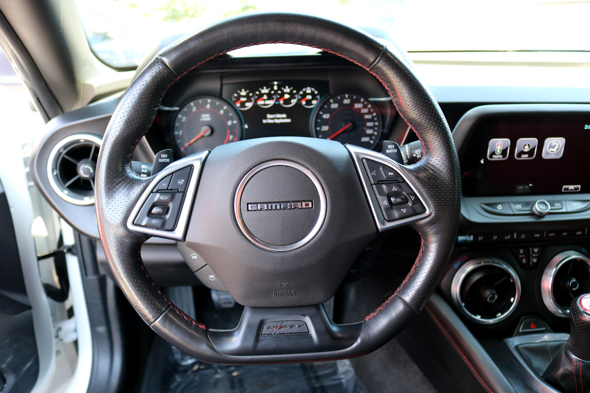 2017 Chevrolet Camaro 2SS photo 28