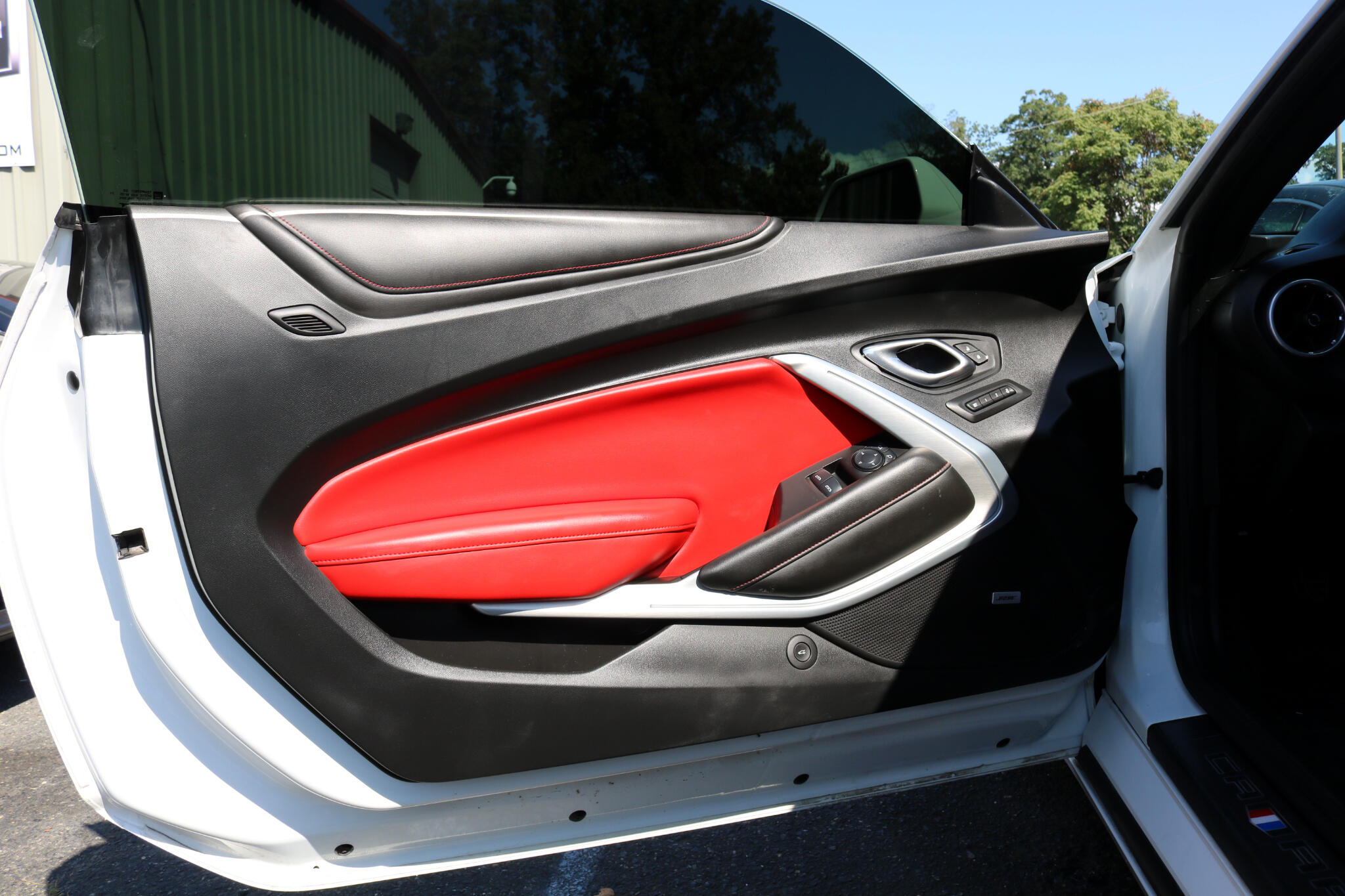 2017 Chevrolet Camaro 2SS photo 29