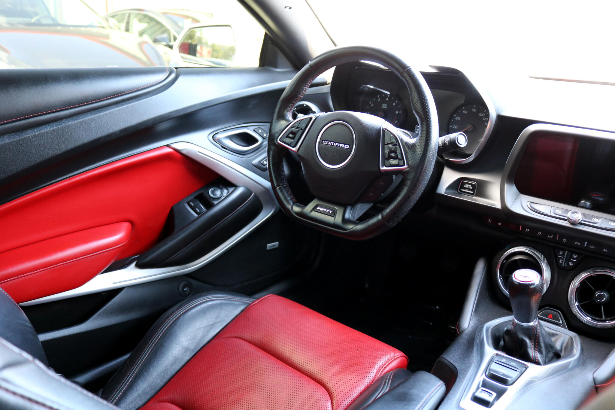 2017 Chevrolet Camaro 2SS photo 41