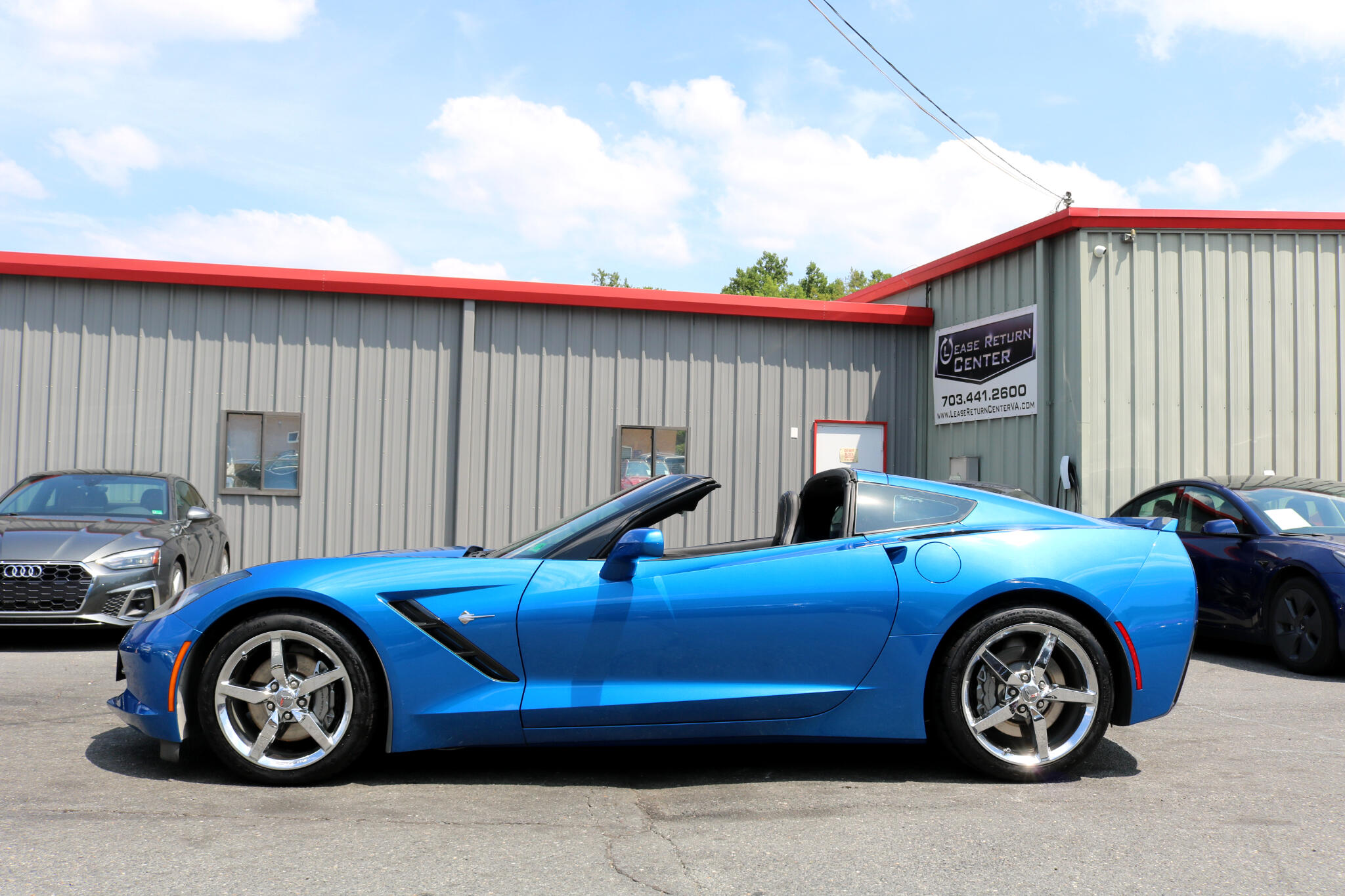 2014 Chevrolet Corvette Stingray 2LT photo 2