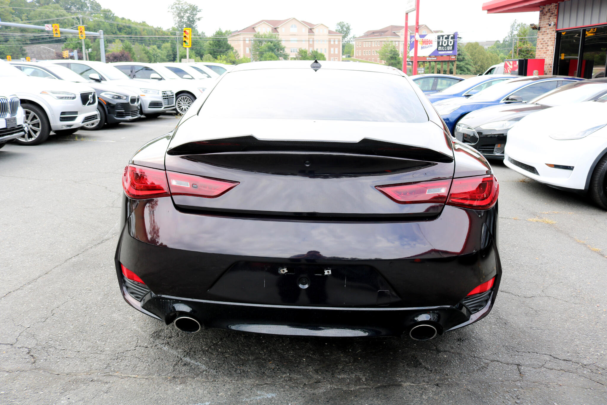 2017 Infiniti Q60 3.0t Premium photo 3