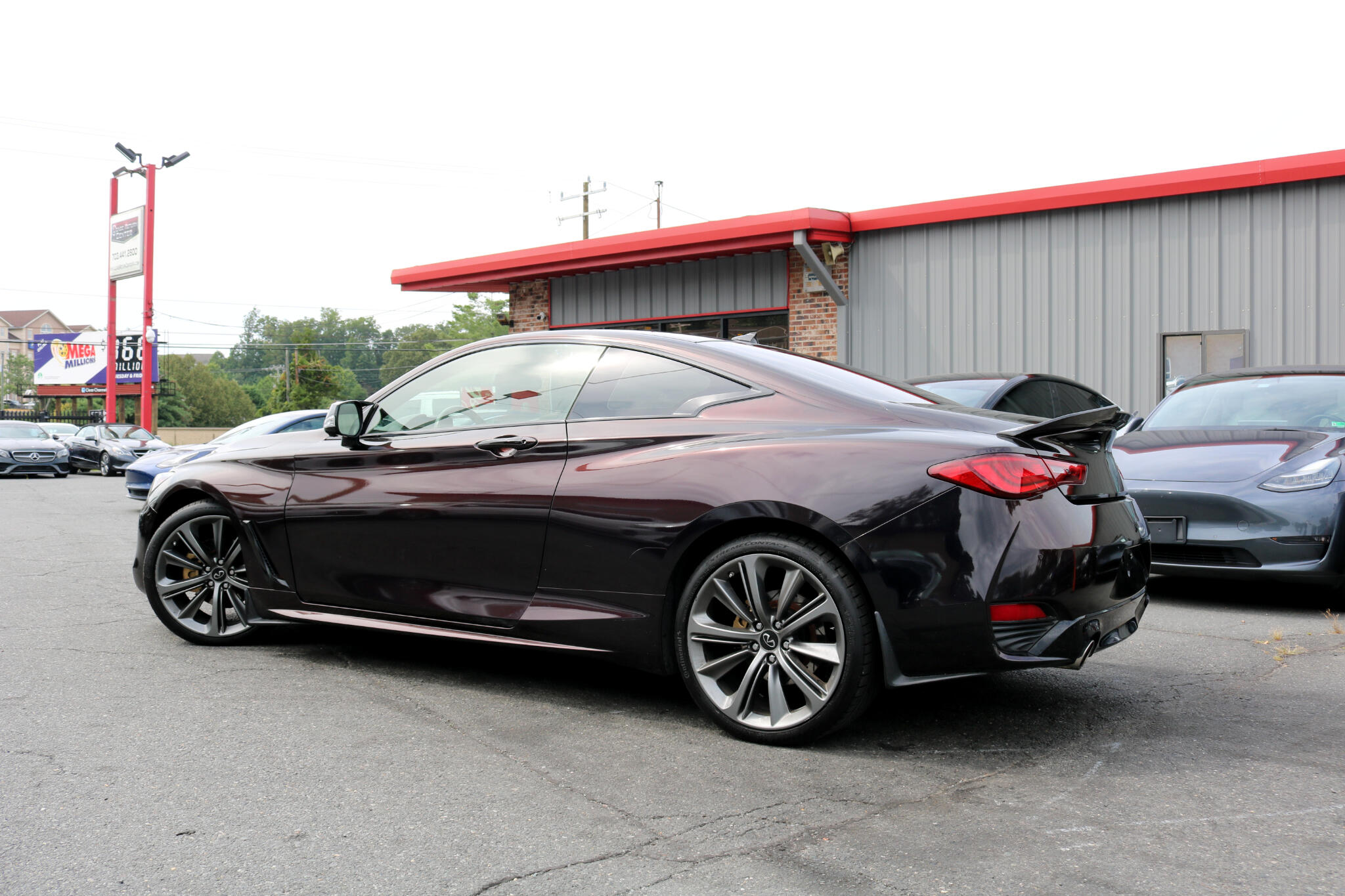 2017 Infiniti Q60 3.0t Premium photo 7