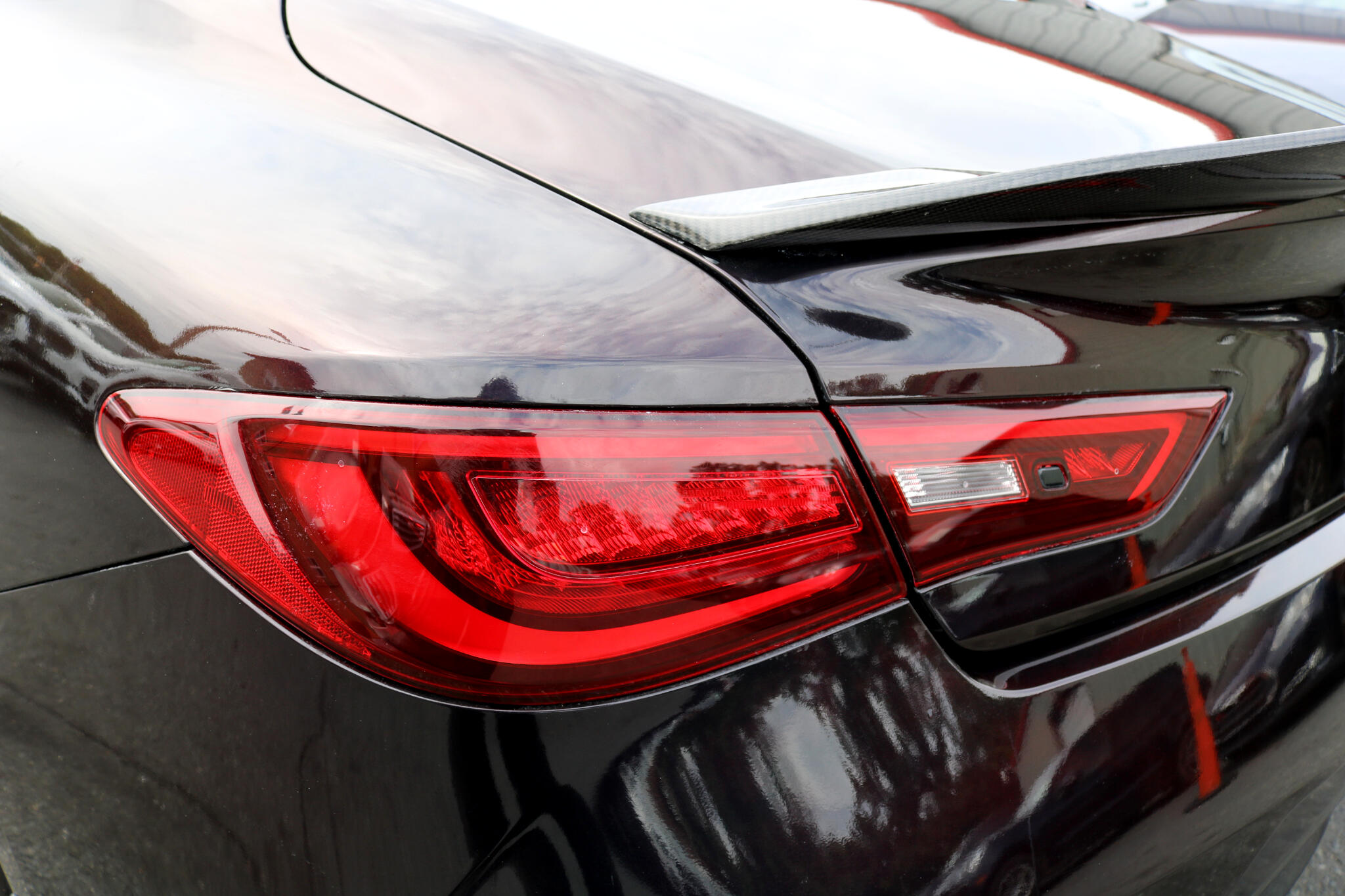 2017 Infiniti Q60 3.0t Premium photo 11