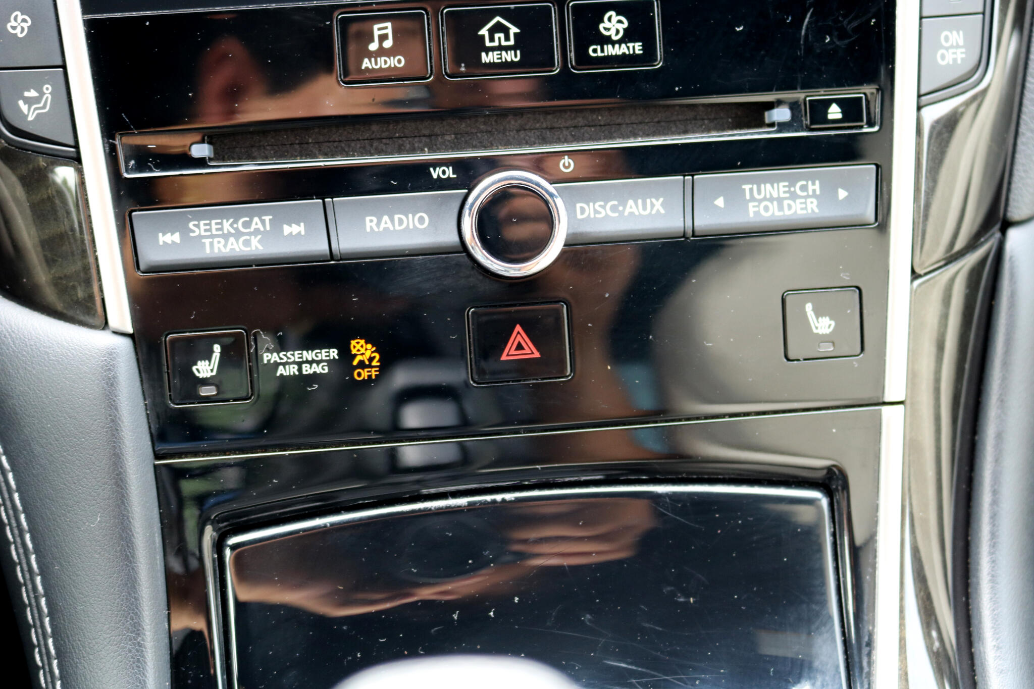 2017 Infiniti Q60 3.0t Premium photo 25