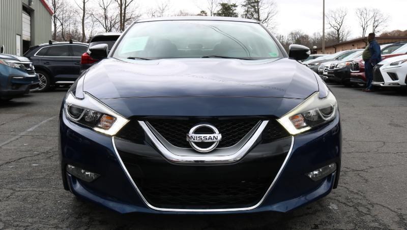 Nissan Maxima SV 3.5L *Ltd Avail* 2017