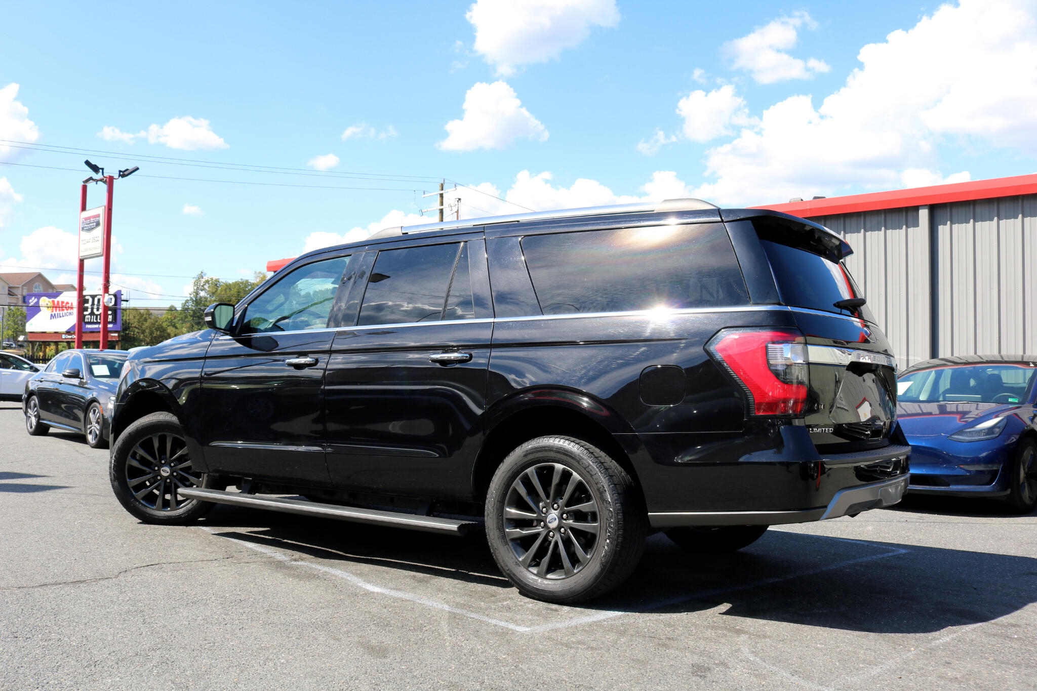 2021 Ford Expedition MAX Limited photo 10