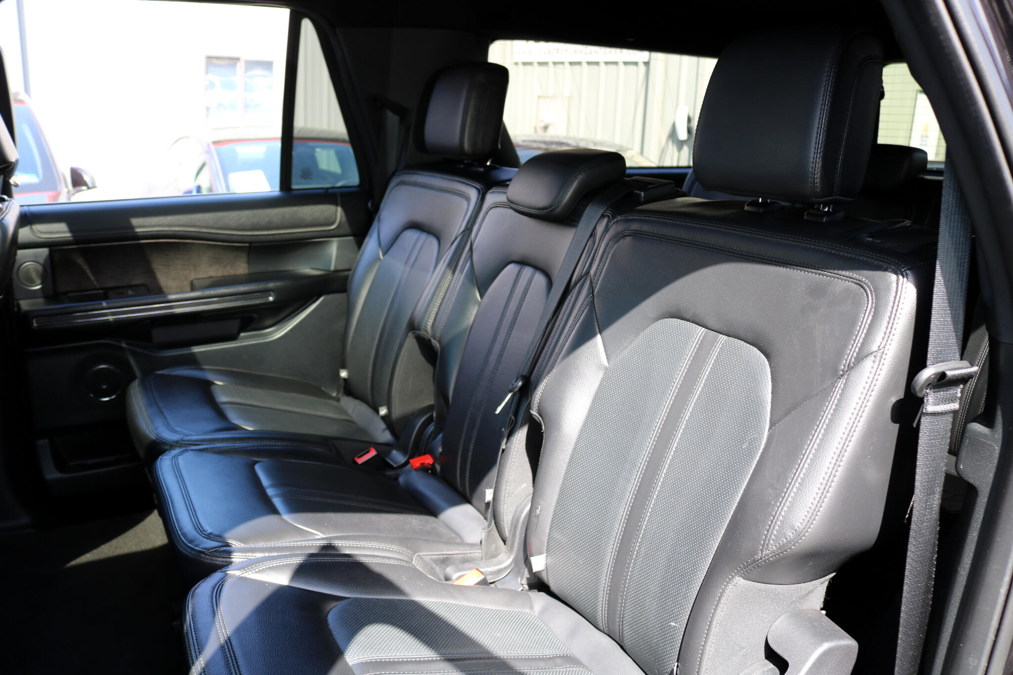 2021 Ford Expedition MAX Limited photo 40