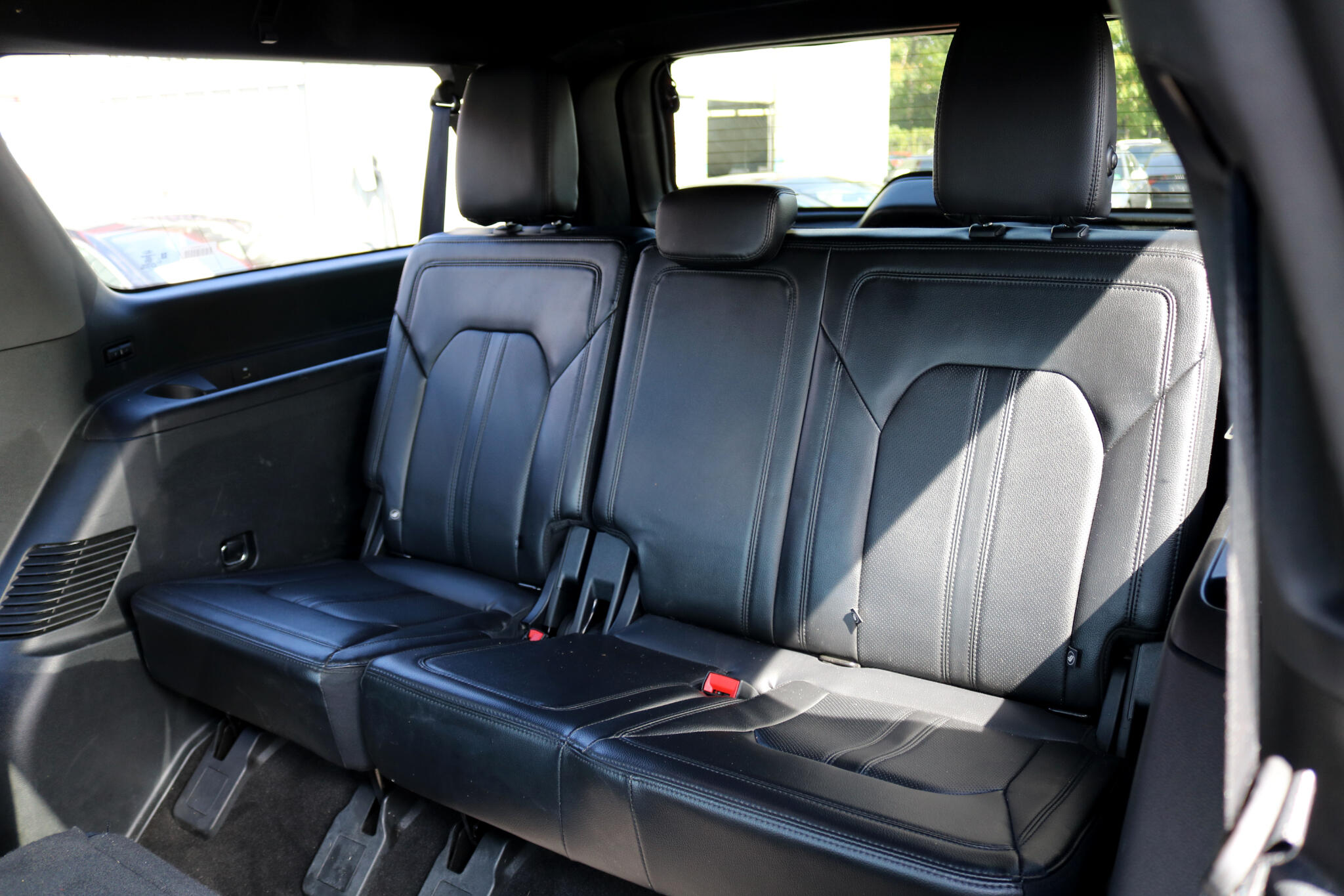 2021 Ford Expedition MAX Limited photo 42