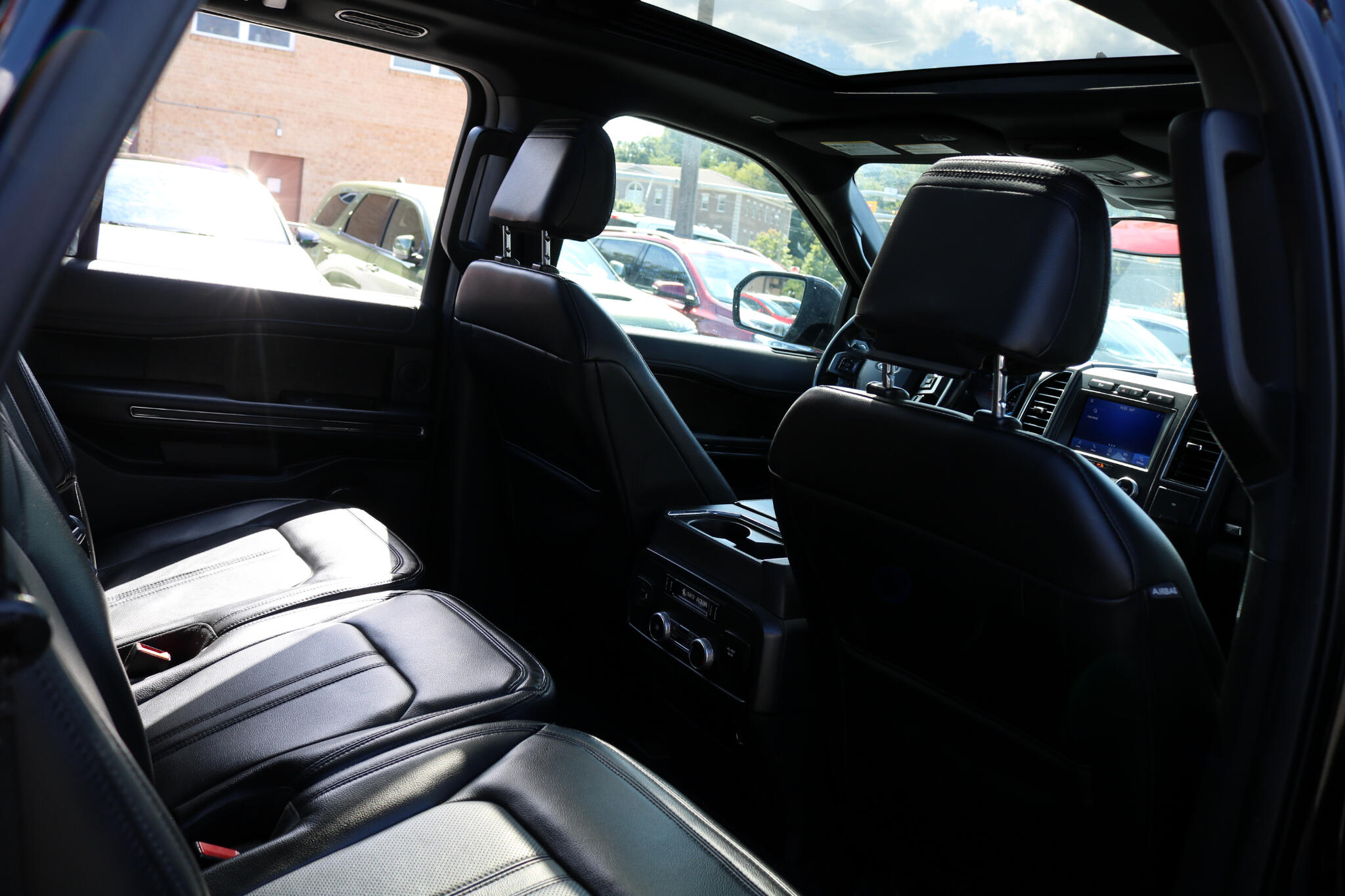 2021 Ford Expedition MAX Limited photo 45