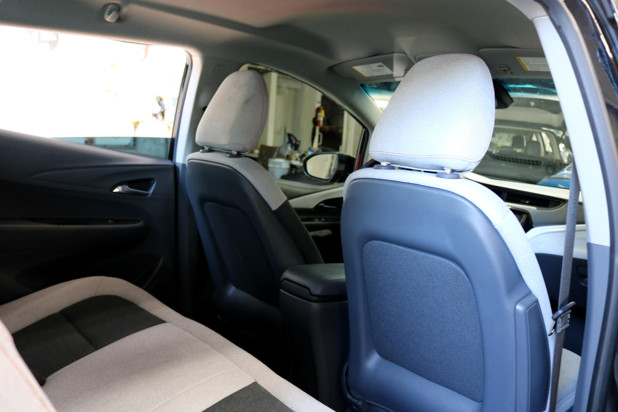 2018 Chevrolet Bolt EV 2LT photo 26