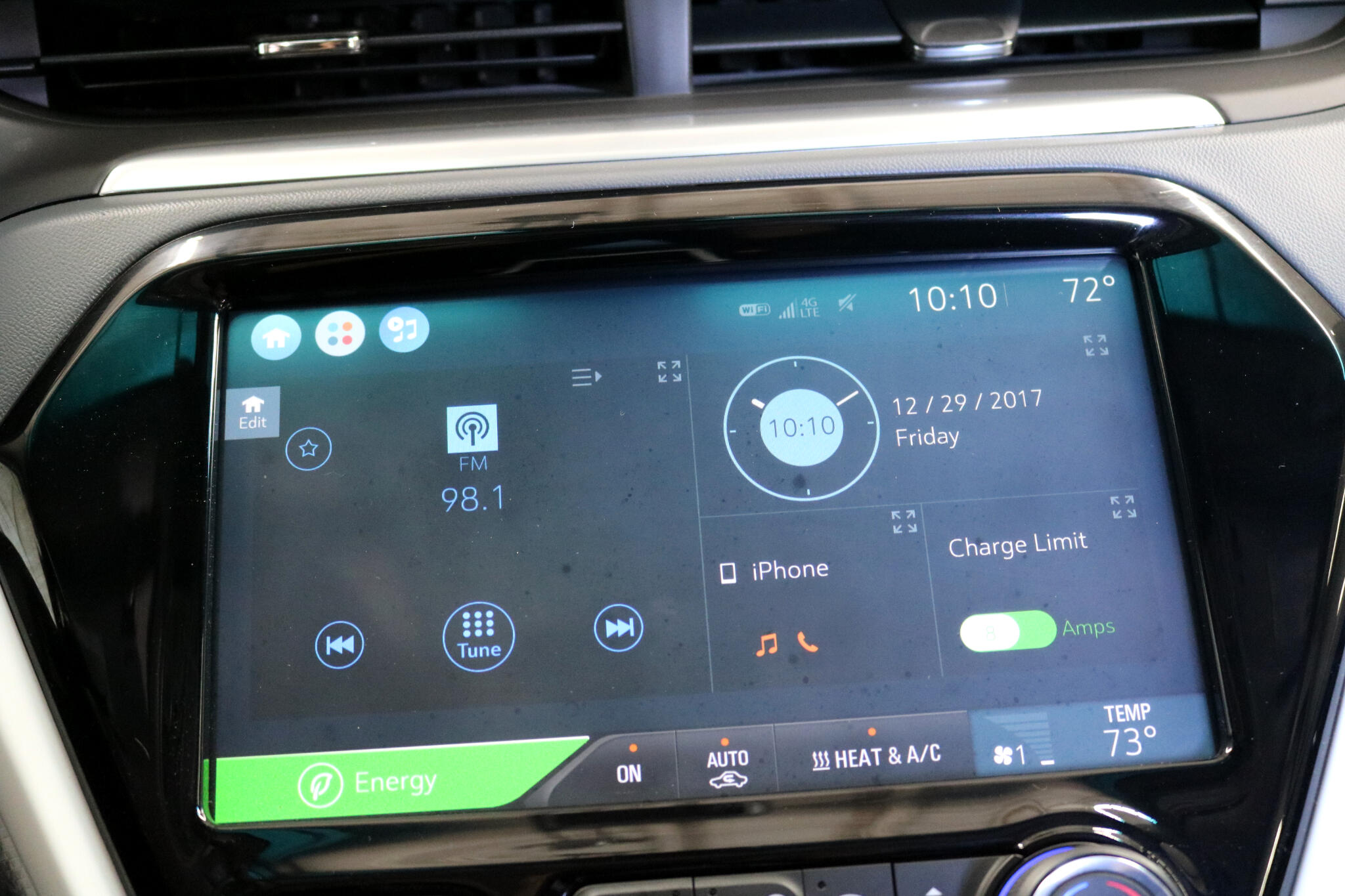 2018 Chevrolet Bolt EV 2LT photo 33