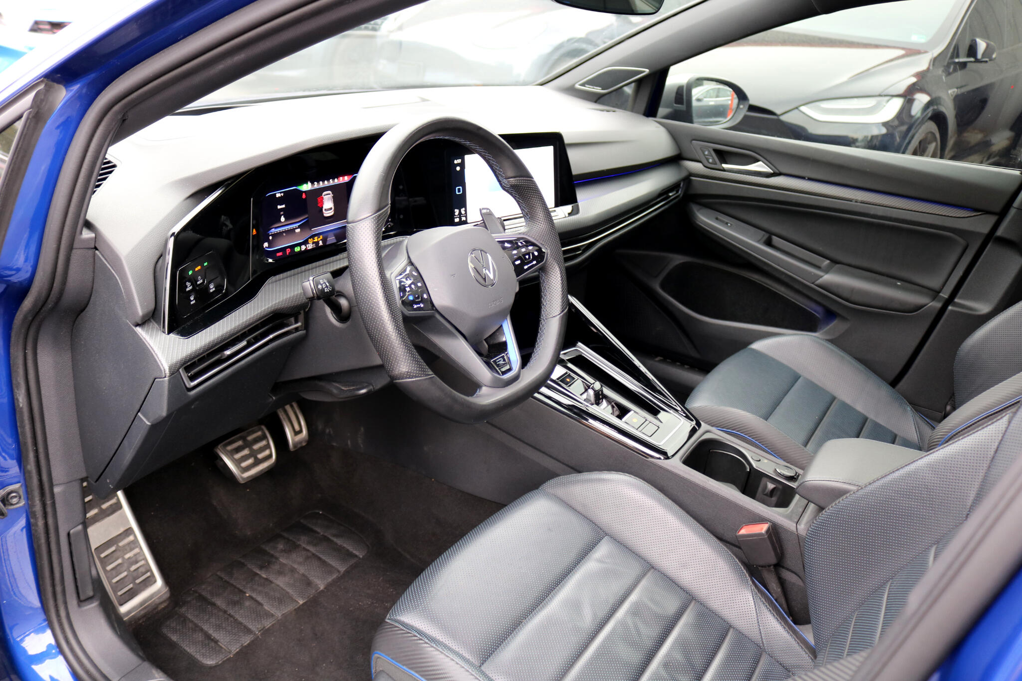 2024 Volkswagen Golf R photo 10