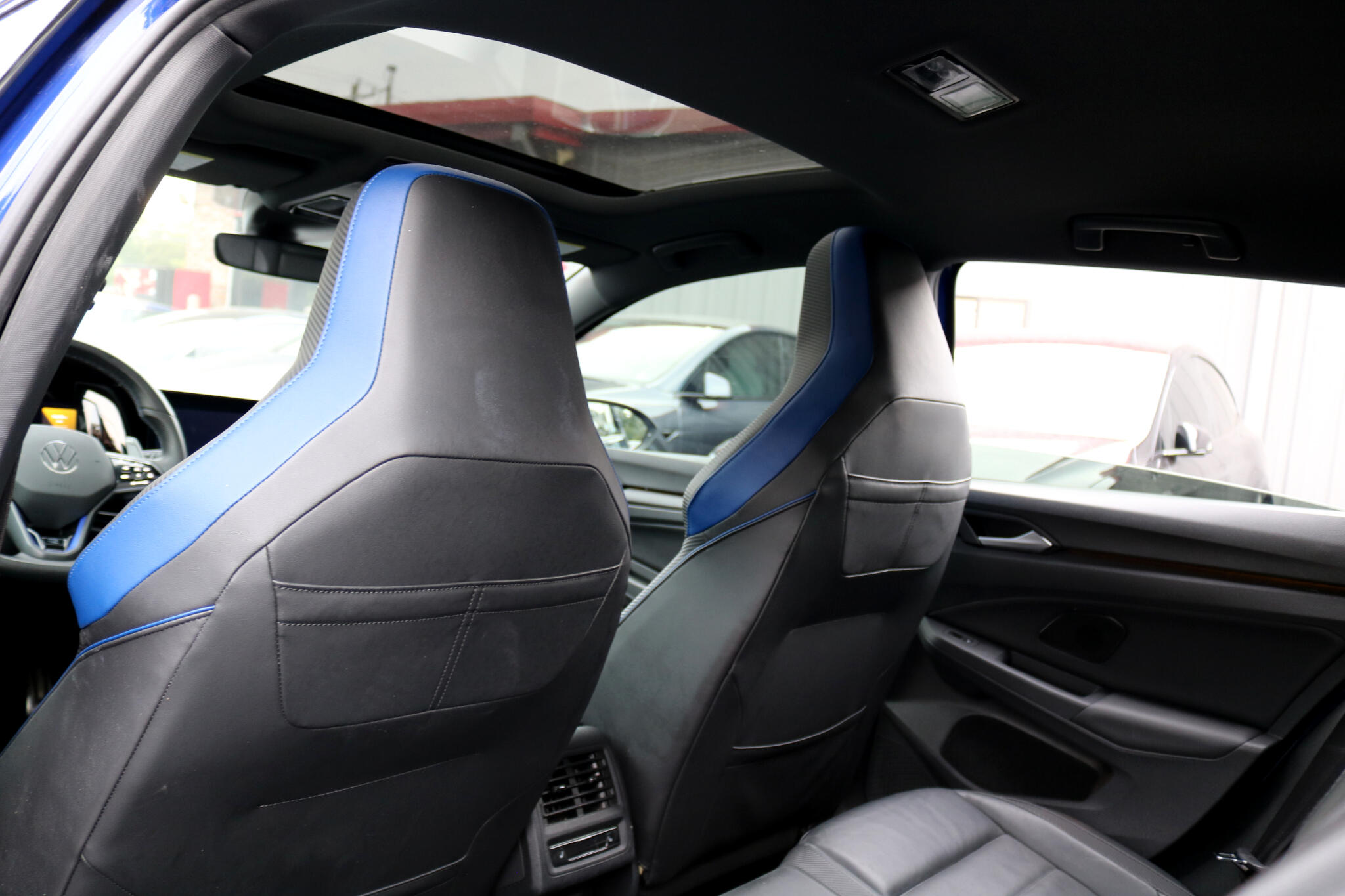 2024 Volkswagen Golf R photo 28