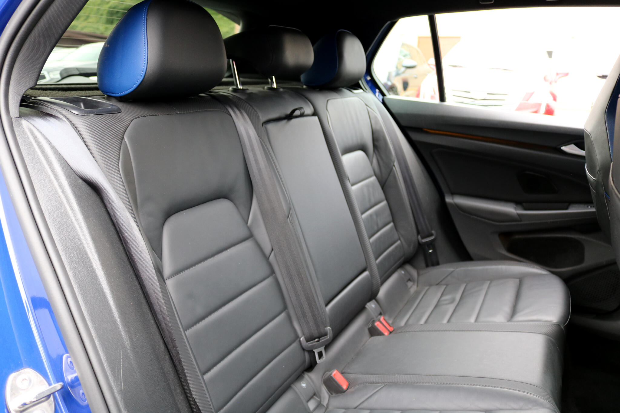 2024 Volkswagen Golf R photo 32