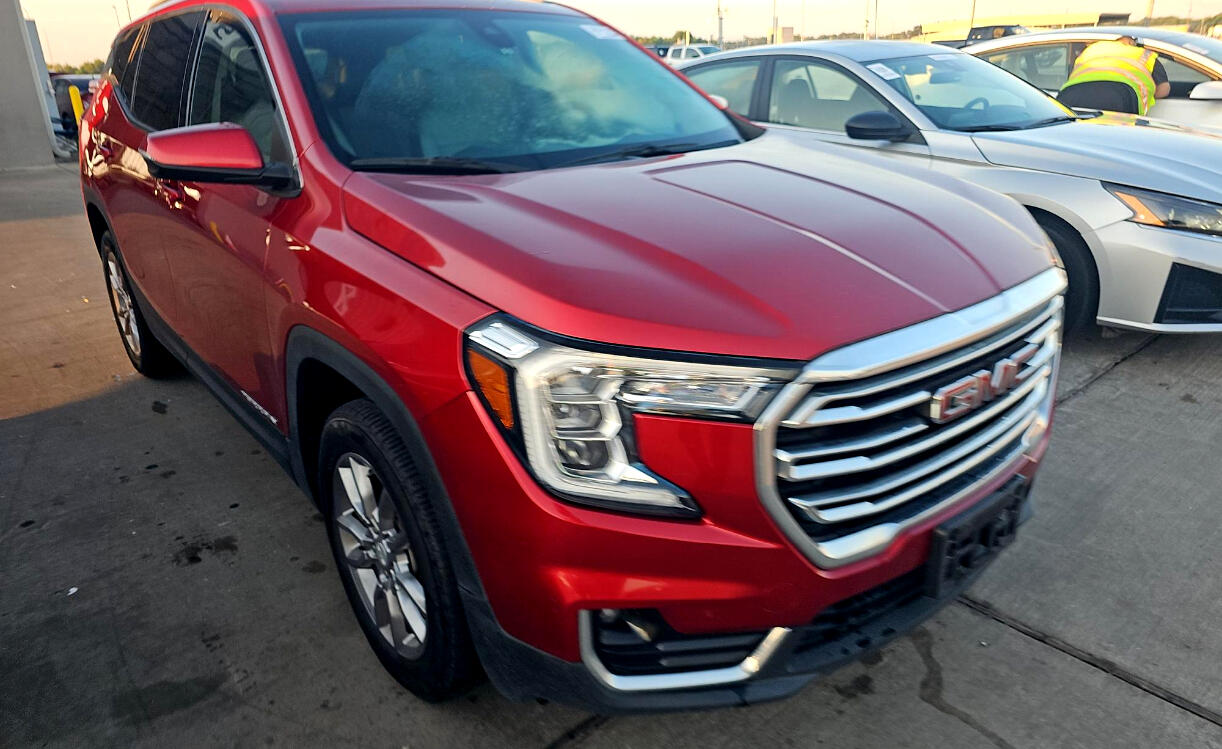 2022 Gmc Terrain SLT photo 2