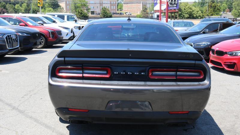 Dodge Challenger SRT Hellcat Widebody RWD 2020