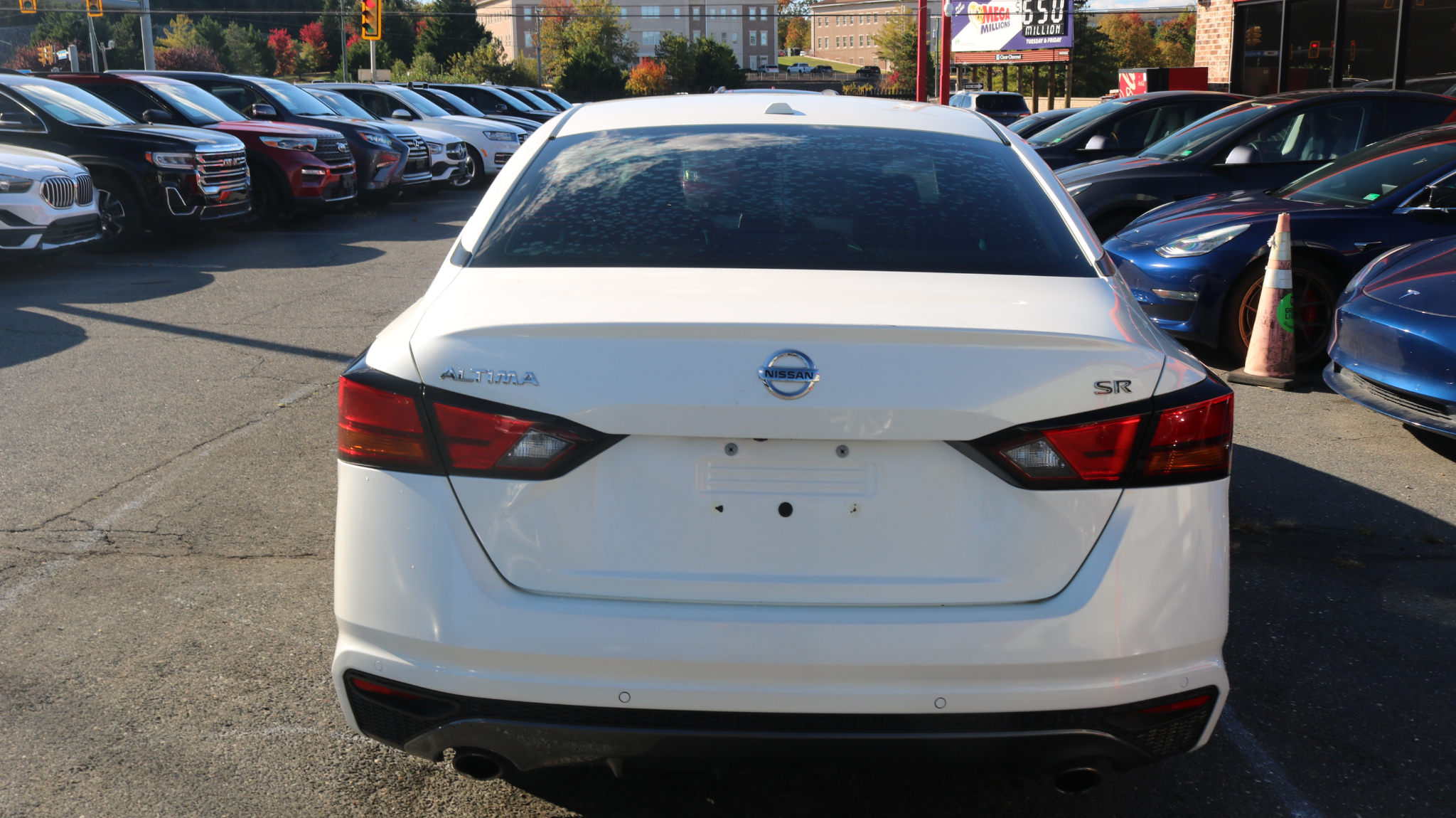Nissan Altima 2.5 SR Sedan 2020 Nissan Altima 2.5 SR Sedan 2020