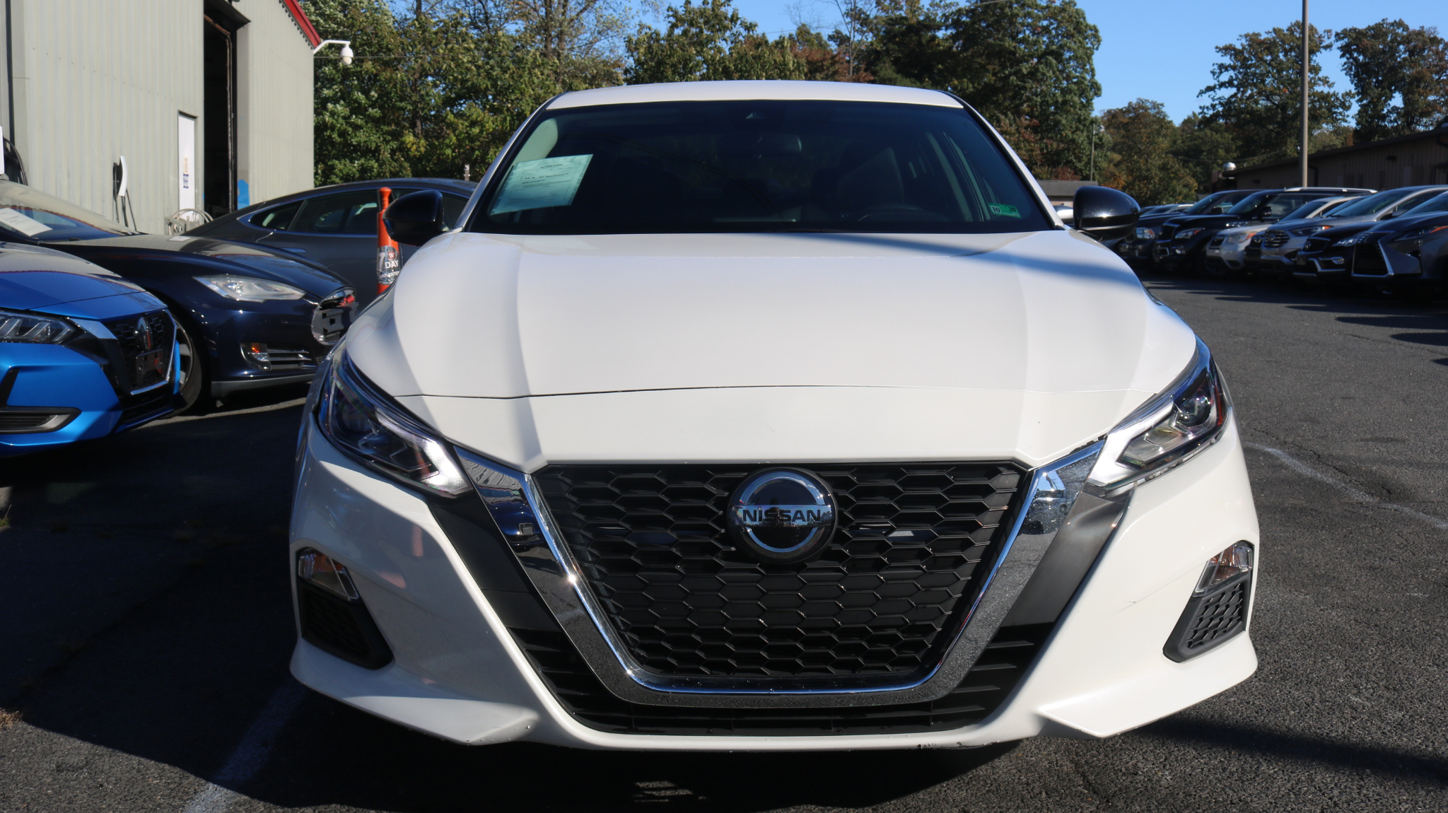 Nissan Altima 2.5 SR Sedan 2020 Nissan Altima 2.5 SR Sedan 2020