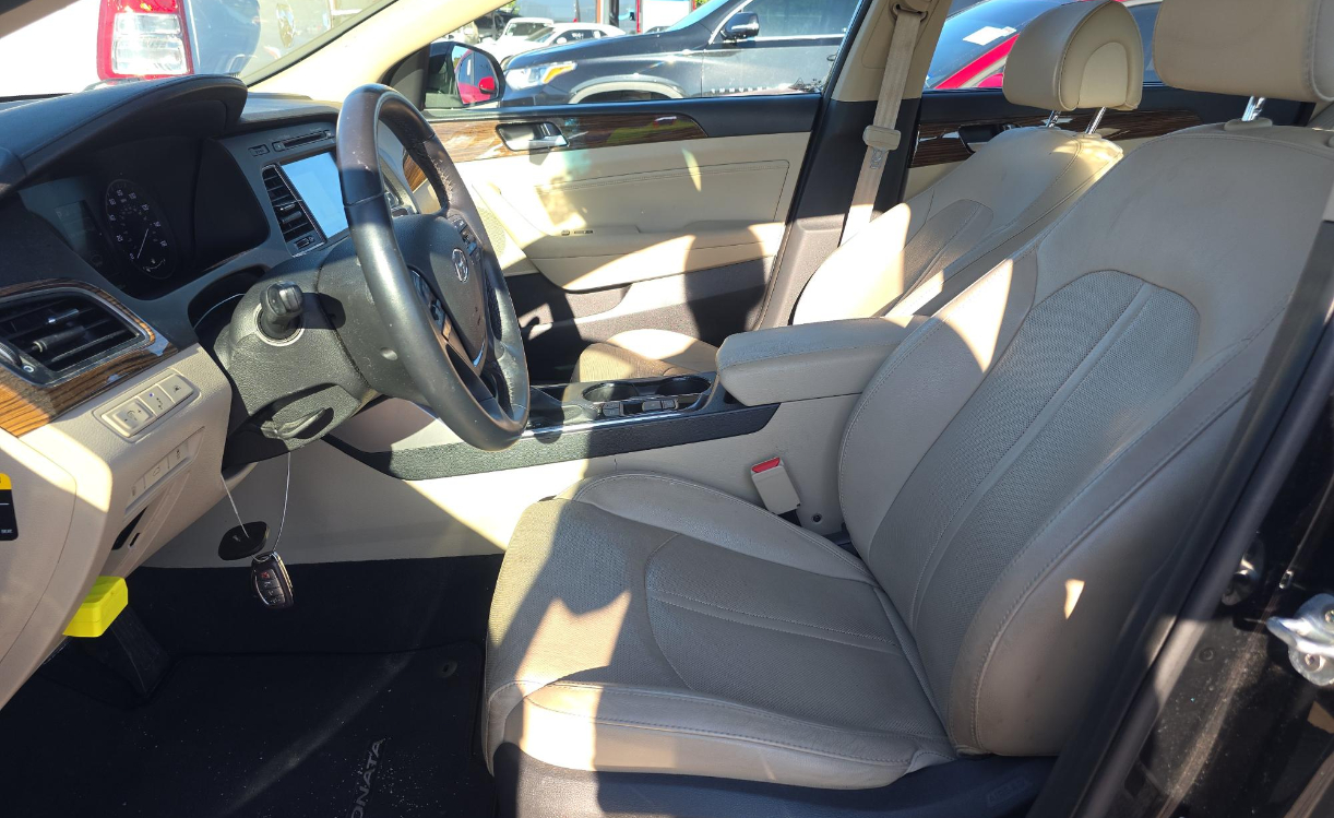 2017 Hyundai Sonata Sport Limited 2.0T photo 6