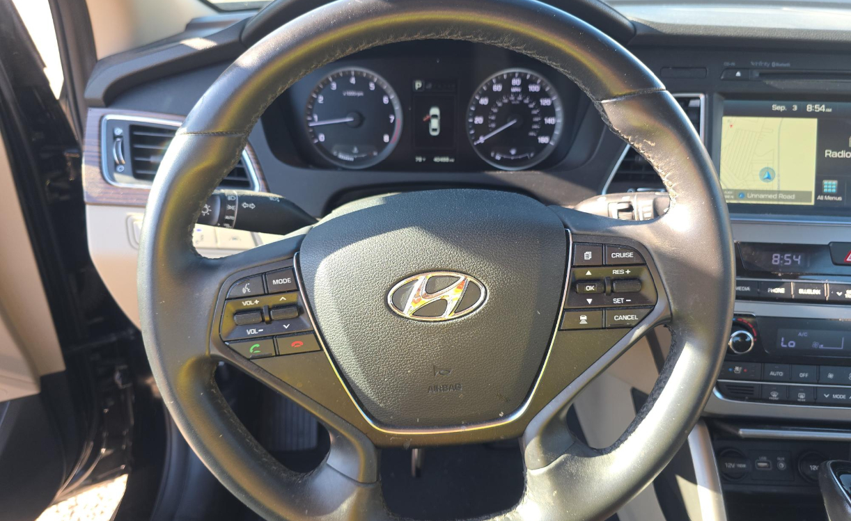 2017 Hyundai Sonata Sport Limited 2.0T photo 8
