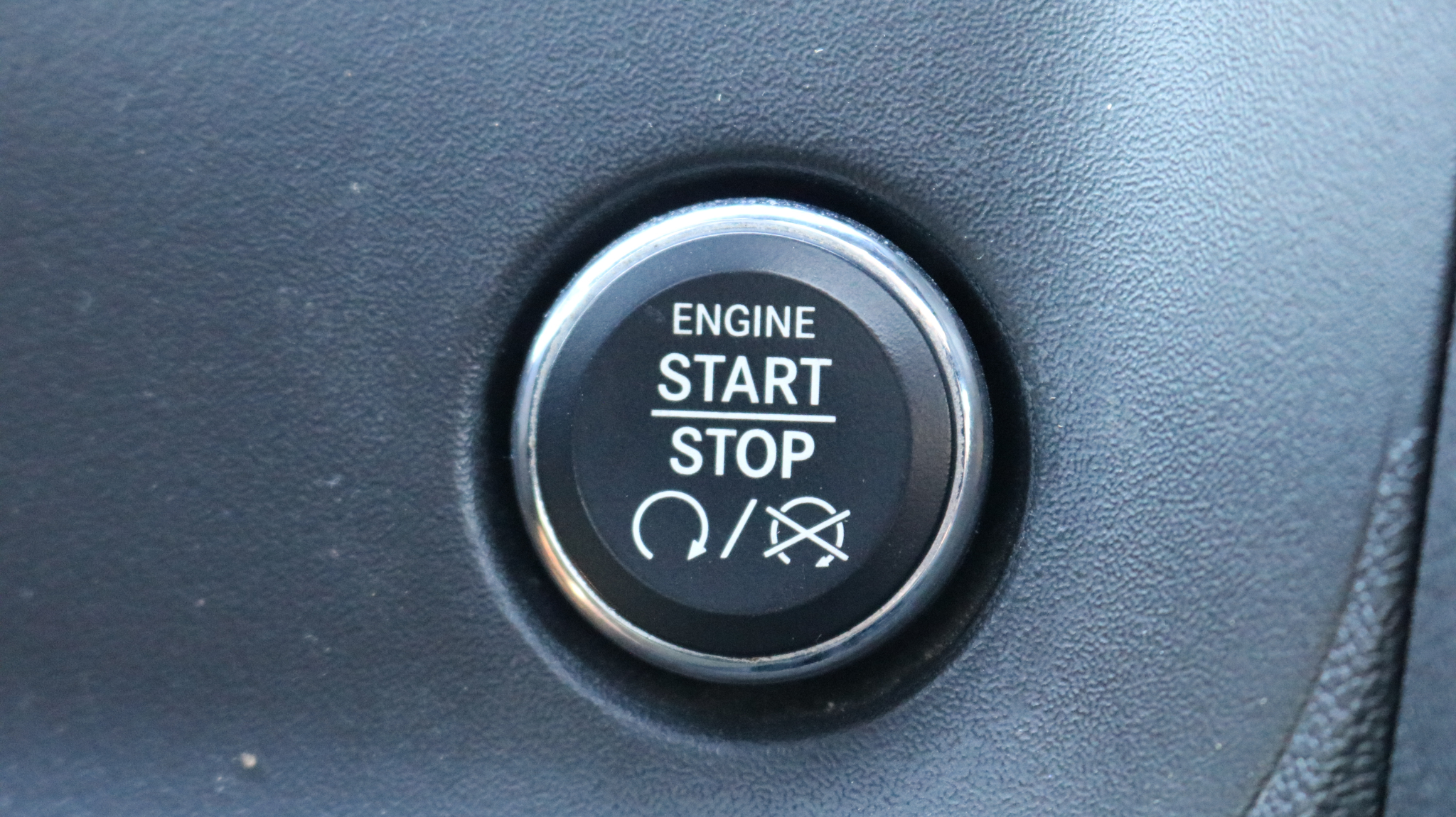 Dodge Challenger 2dr Cpe SXT 2014 Dodge Challenger 2dr Cpe SXT 2014