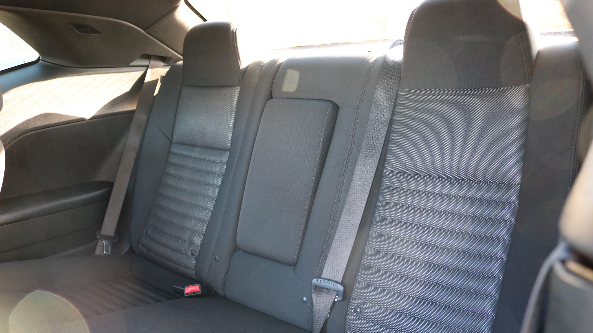 Dodge Challenger 2dr Cpe SXT 2014 Dodge Challenger 2dr Cpe SXT 2014