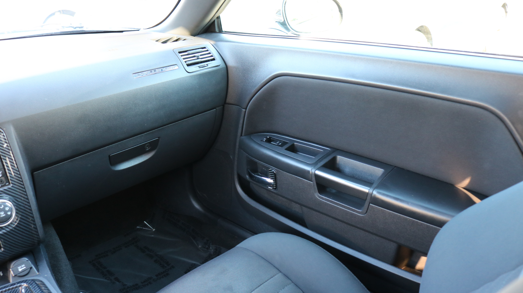 Dodge Challenger 2dr Cpe SXT 2014 Dodge Challenger 2dr Cpe SXT 2014