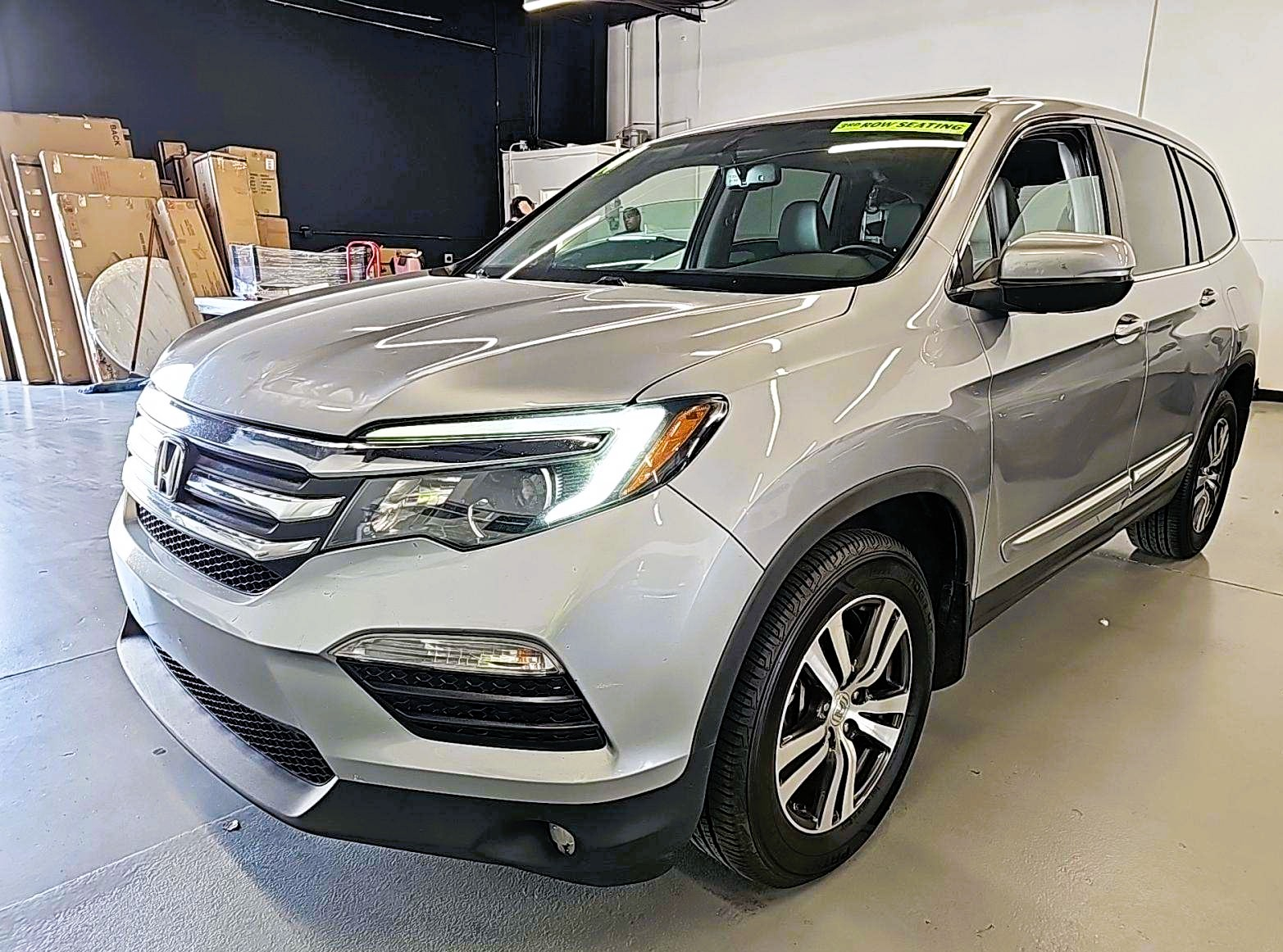 2018 Honda Pilot EX-L photo 2