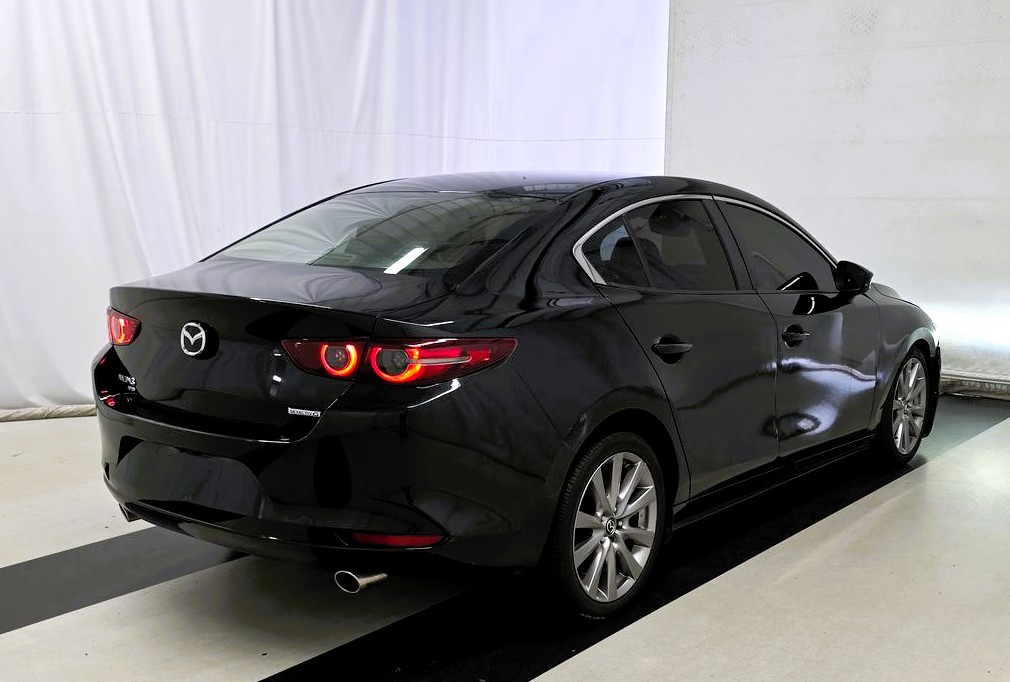 2020 Mazda Mazda3 Sedan Select photo 2