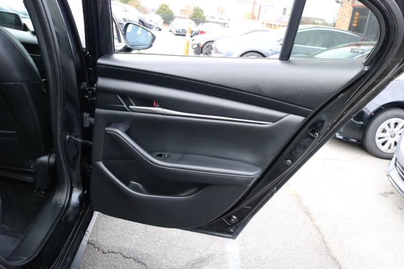 Mazda Mazda3 Sedan Select Package AWD 2020