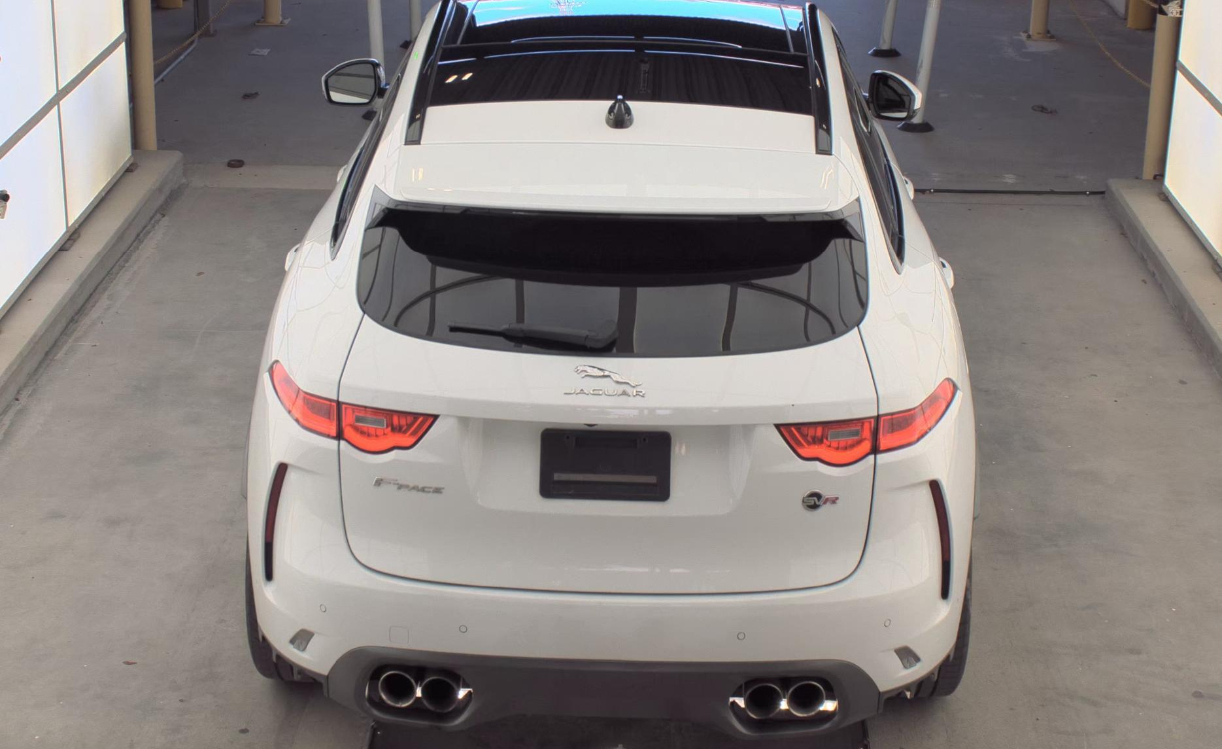 2020 Jaguar F-PACE SVR photo 4