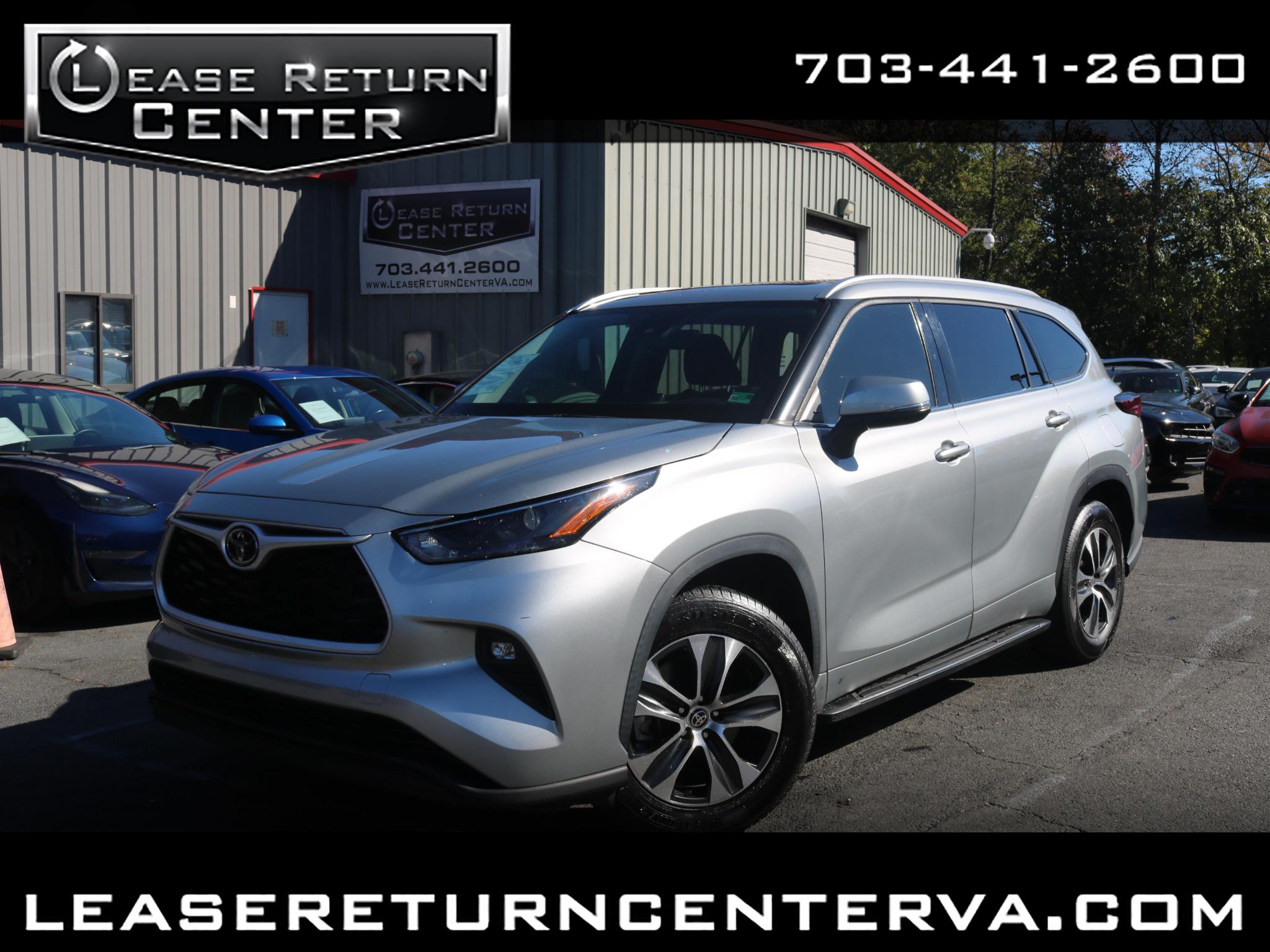 Toyota Highlander XLE FWD (Natl) 2022 Toyota Highlander XLE FWD (Natl) 2022