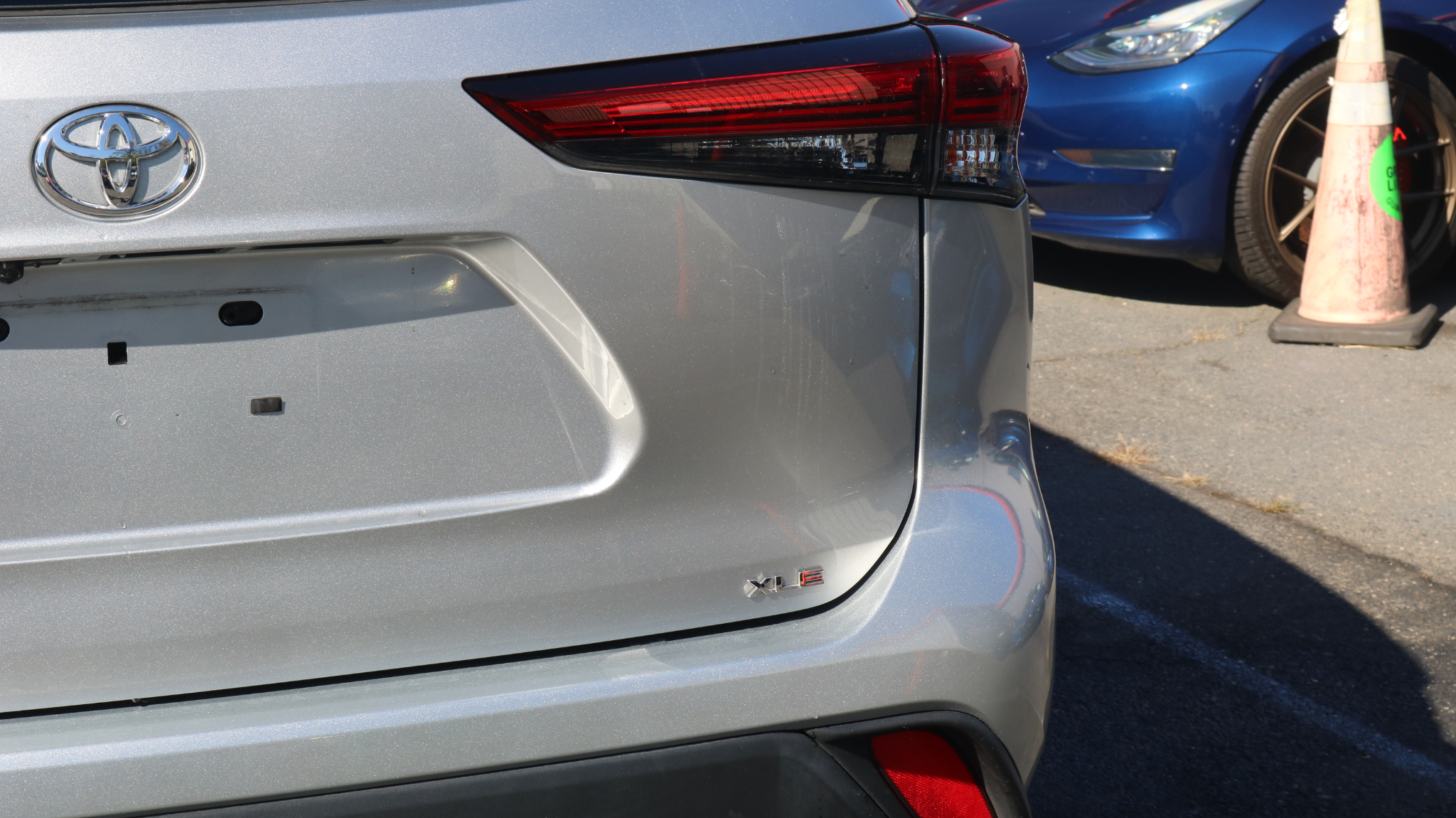 Toyota Highlander XLE FWD (Natl) 2022 Toyota Highlander XLE FWD (Natl) 2022