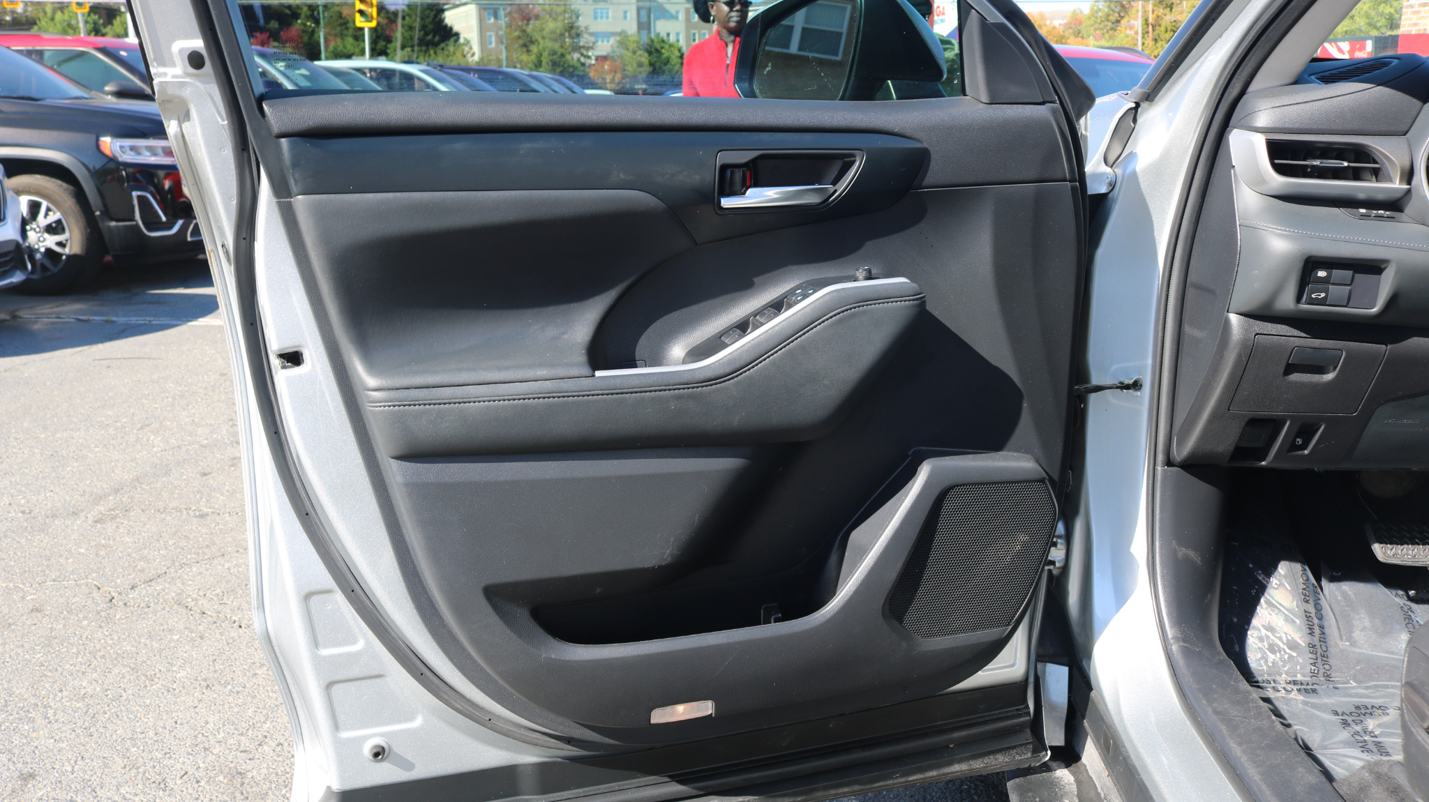 Toyota Highlander XLE FWD (Natl) 2022 Toyota Highlander XLE FWD (Natl) 2022