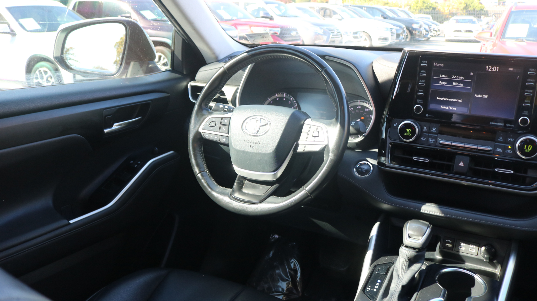 Toyota Highlander XLE FWD (Natl) 2022 Toyota Highlander XLE FWD (Natl) 2022