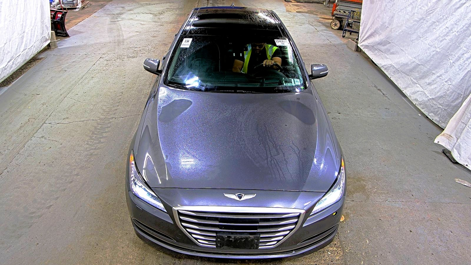 2015 Hyundai Genesis 3.8 AWD photo 2
