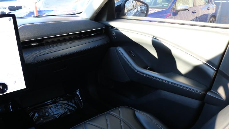 Ford Mustang Mach-E Select RWD 2024