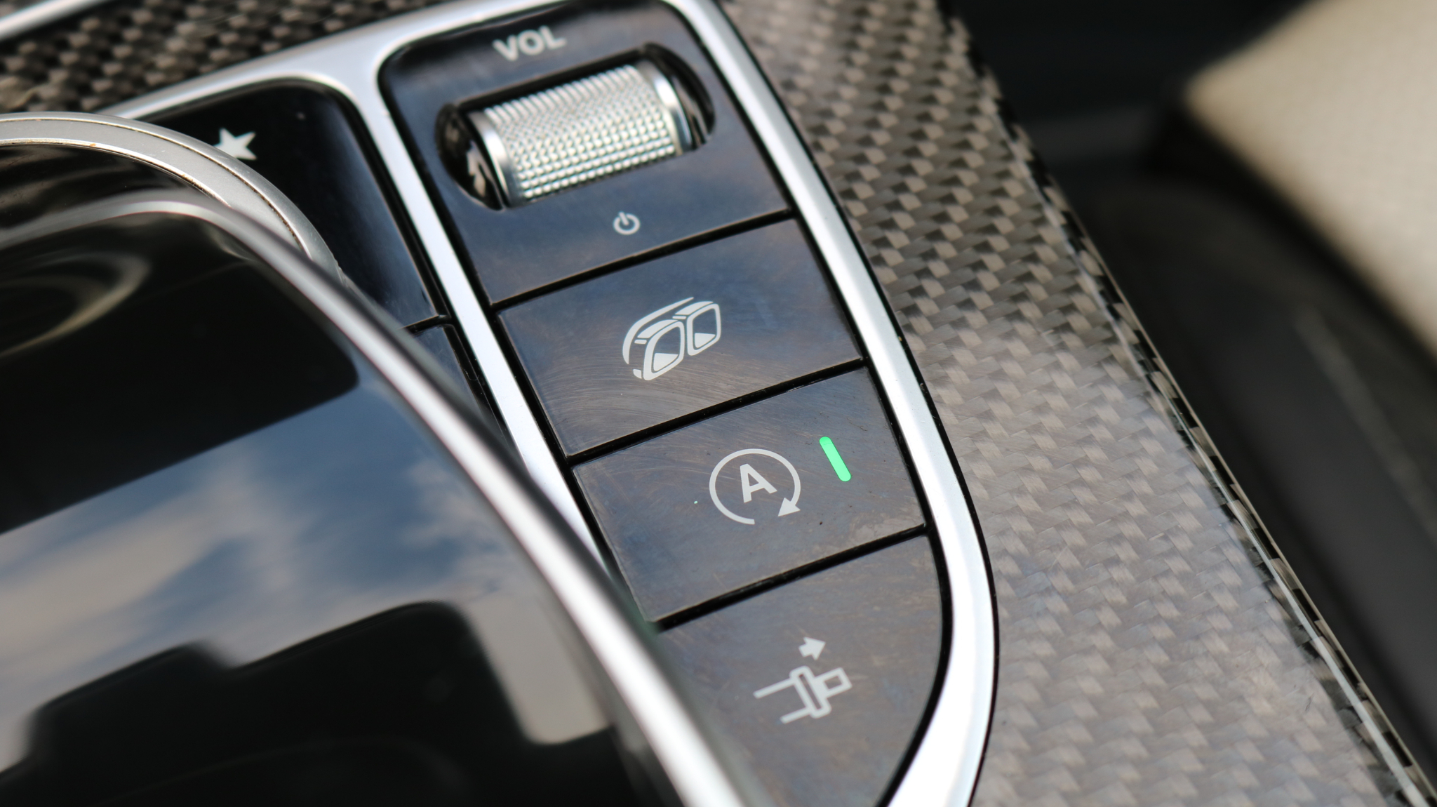 Mercedes-Benz C-Class AMG C 63 S Cabriolet 2018 Mercedes-Benz C-Class AMG C 63 S Cabriolet 2018