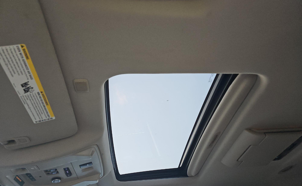 Cadillac Escalade 4WD 4dr Luxury 2015 Cadillac Escalade 4WD 4dr Luxury 2015