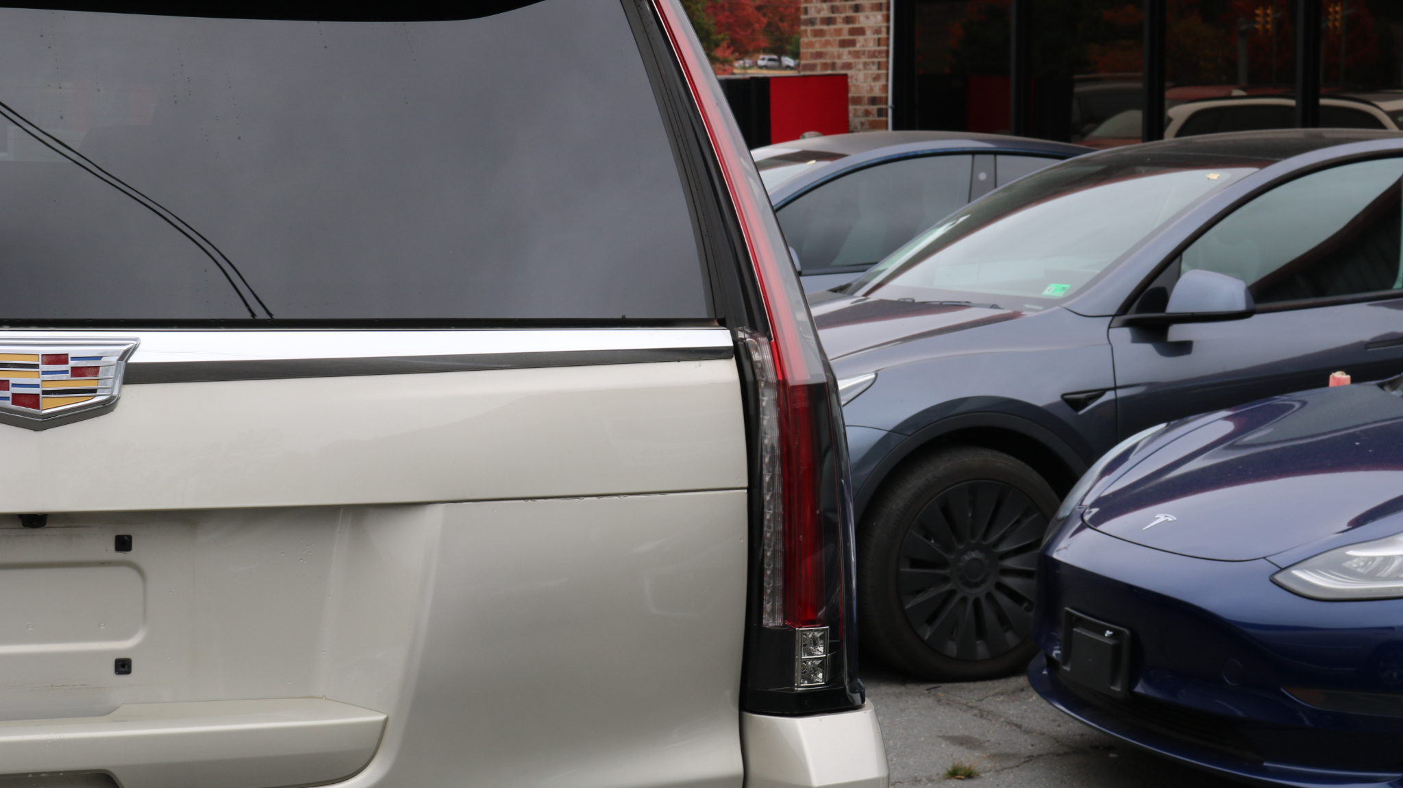 Cadillac Escalade 4WD 4dr Luxury 2015 Cadillac Escalade 4WD 4dr Luxury 2015