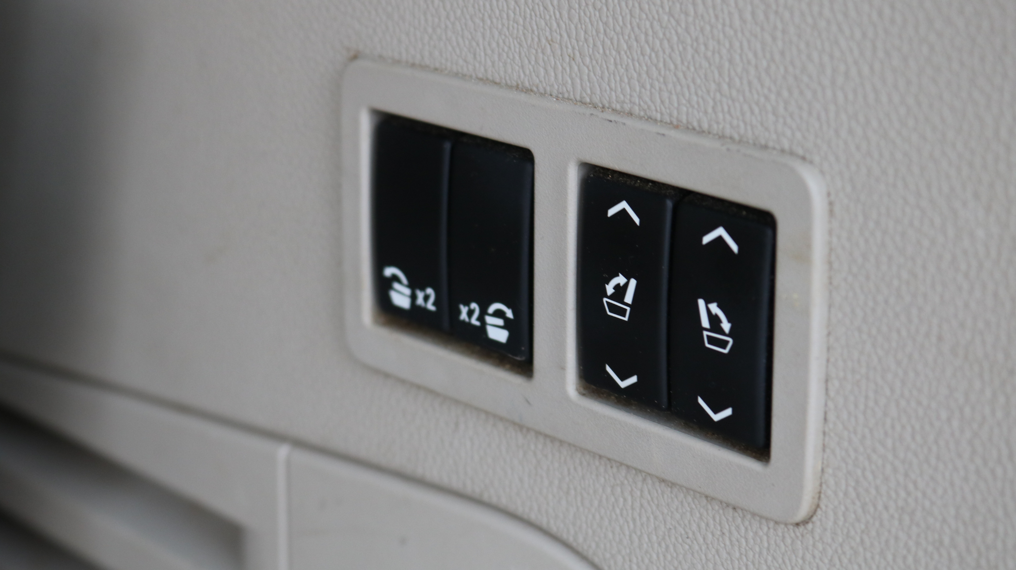 Cadillac Escalade 4WD 4dr Luxury 2015 Cadillac Escalade 4WD 4dr Luxury 2015