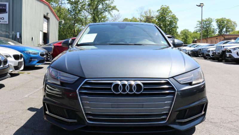 Audi A4 Titanium Premium 40 TFSI 2019