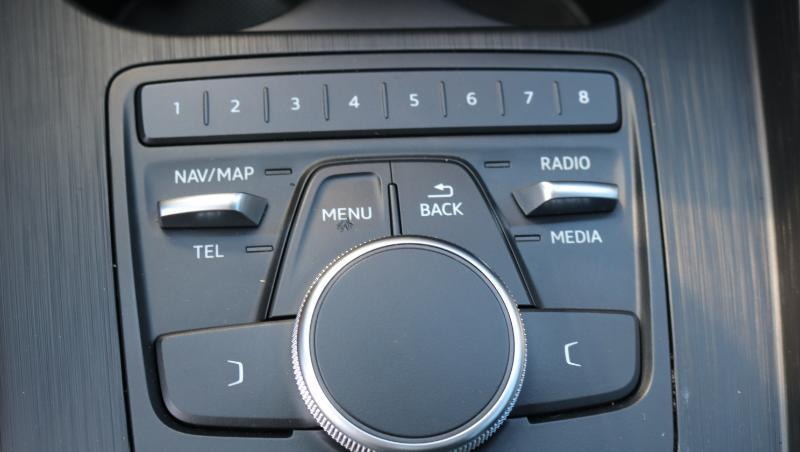 Audi A4 Titanium Premium 40 TFSI 2019