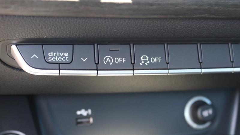 Audi A4 Titanium Premium 40 TFSI 2019