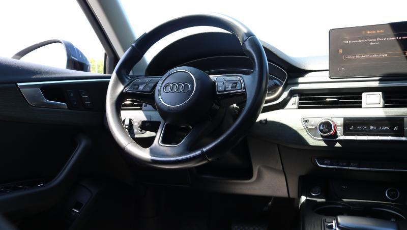 Audi A4 Titanium Premium 40 TFSI 2019