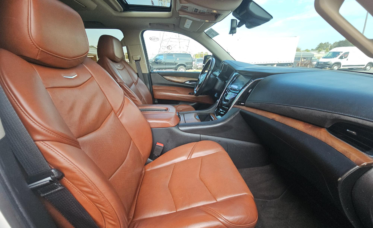 Cadillac Escalade 4WD 4dr Luxury 2020 Cadillac Escalade 4WD 4dr Luxury 2020