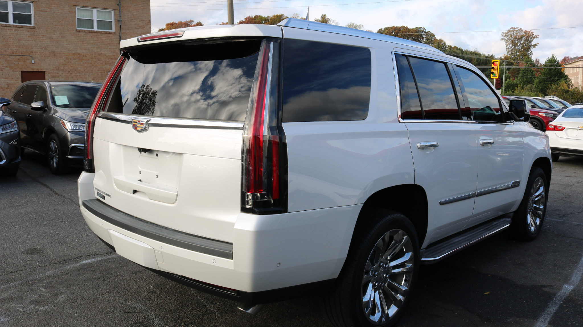 Cadillac Escalade 4WD 4dr Luxury 2020 Cadillac Escalade 4WD 4dr Luxury 2020