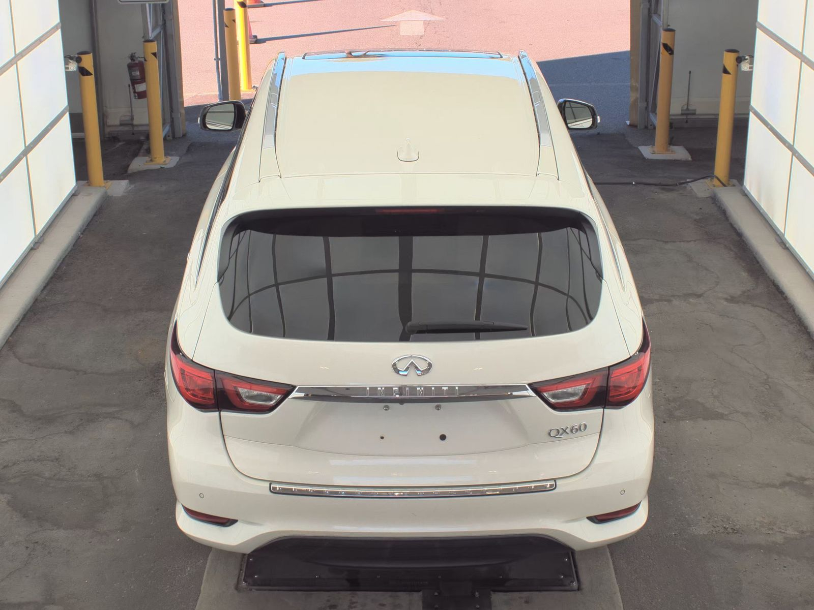 Infiniti QX60 LUXE AWD 2018 Infiniti QX60 LUXE AWD 2018